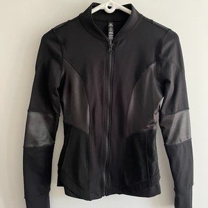 90 Degree by Reflex - Black Full-Zip Jacket - XS